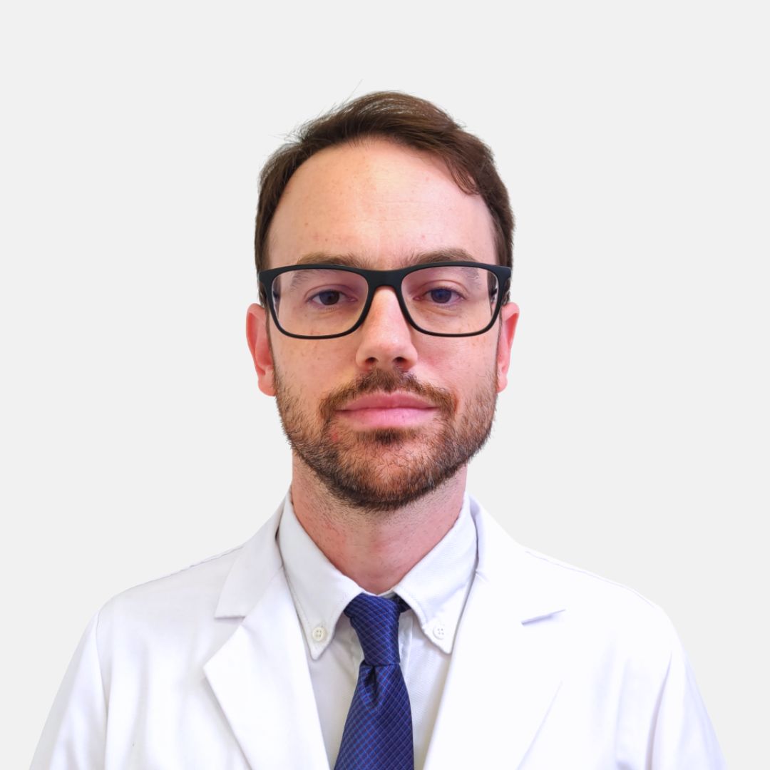 Dr. Álvaro Martín Gallego