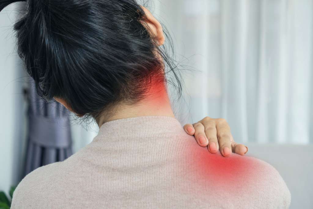 Dolor cervical y mareos: cuando el cuello nos hace perder el equilibrio